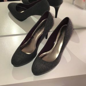 Christian Siriano Gray Wool Like Heels size 12